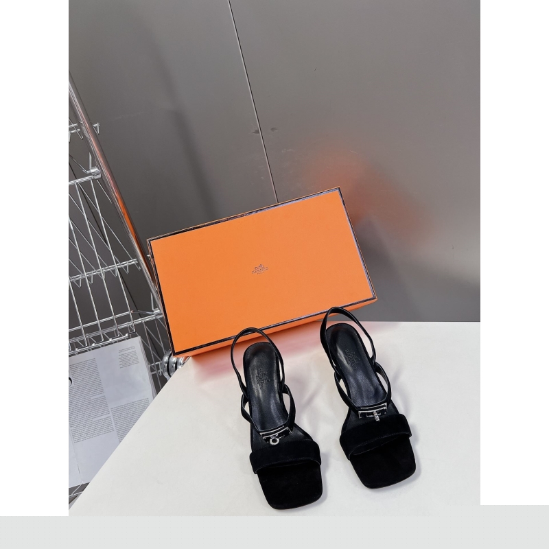 H**mes high heels